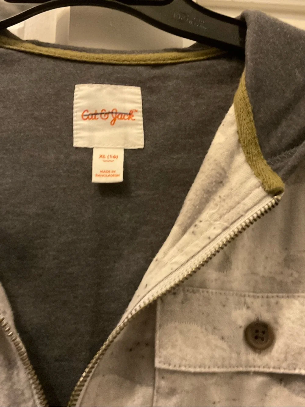 Cat & Jack light gray